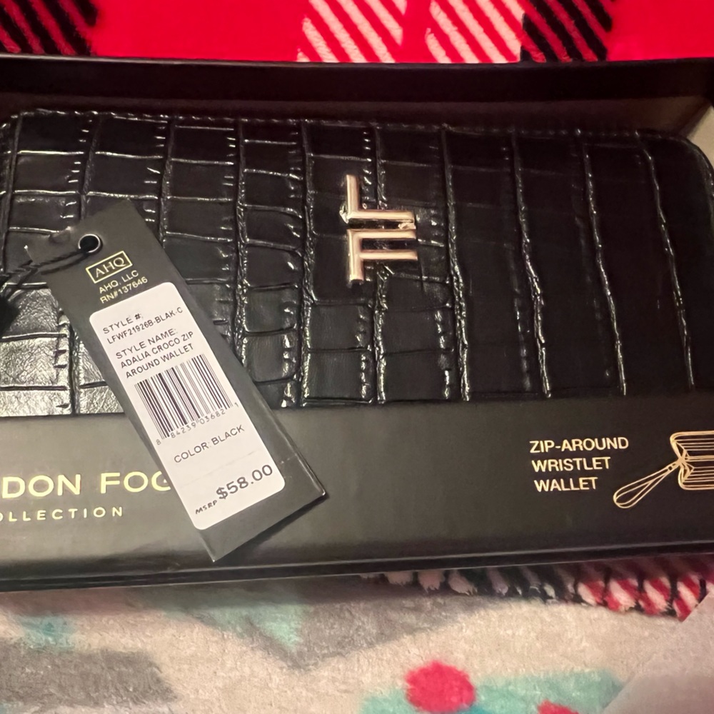 London Fog, Black zip around wristlet wallet